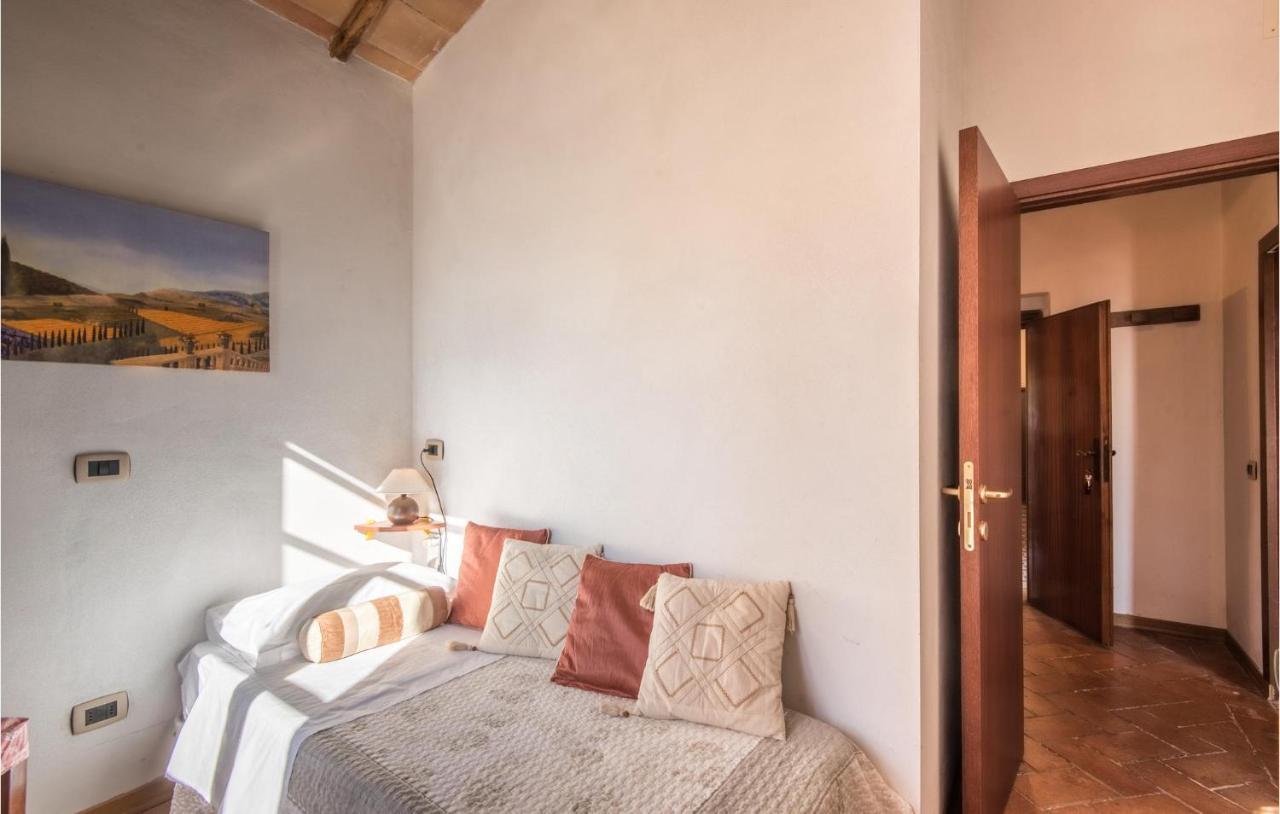 Gorgeous Home In Montalcino With Kitchen Exterior photo